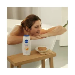 Nivea Bagnodoccia Care & Orange Bagnoschiuma in Crema Detergente Al Profumo Di Arancia 650ml