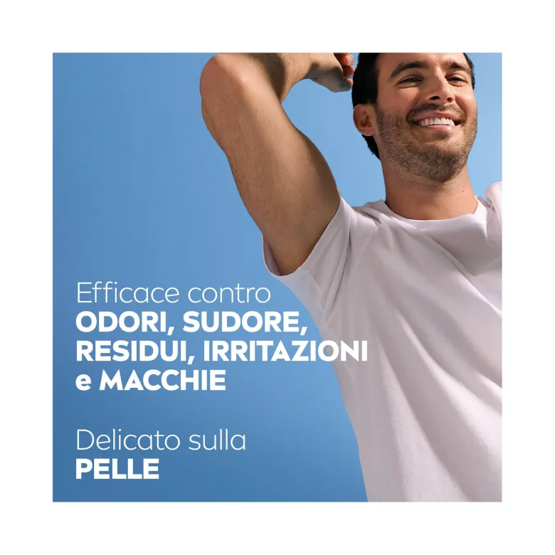 Nivea Men Black & White Invisible Ultimate Impact Spray Deodorante Spray Antitraspirante 125ml