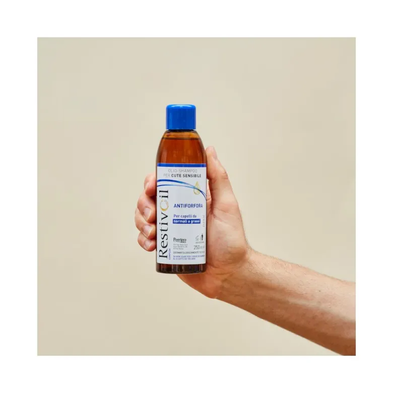 Restivoil Complex Antiforfora Olio-Shampoo per cute sensibile capelli da normali a grassi 250ml